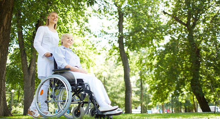 Complications of hip joint arthrosis